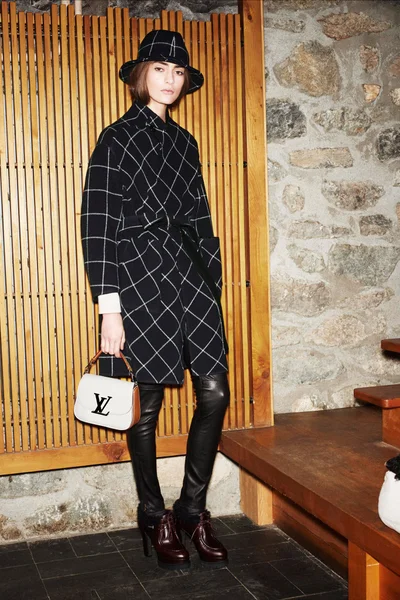 Look 38